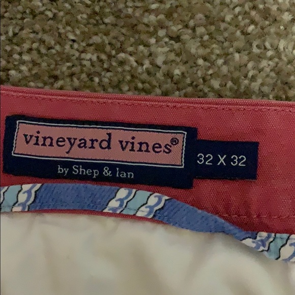 32”x32” Salmon Vineyard Vines Pants - Picture 4 of 4